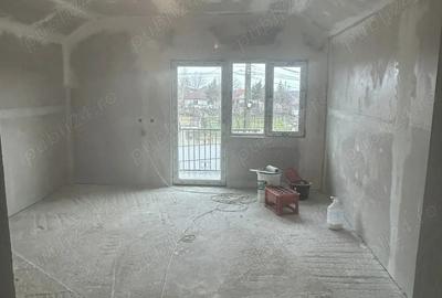 Casă cu Teren 220 Mp în Lumina - 2