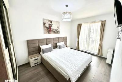 Apartament cu 3 camere decomandat în Tractorul - 1