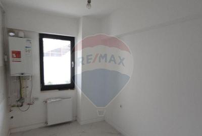 Apartament cu 3 camere semidecomandat în Andronache - 6