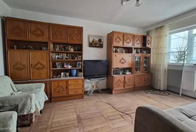 Apartament cu 2 camere decomandat în Casa de Cultură - 2