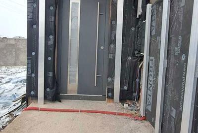 Casă cu 4 camere în Central - 1