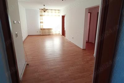 Apartament cu 3 camere în Central - 6