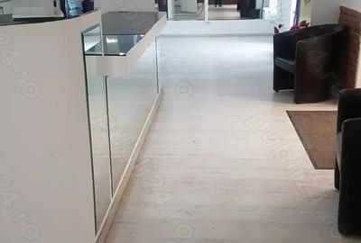 Inchiriez pe Rebreanu , Spatiu Comercial , - 1