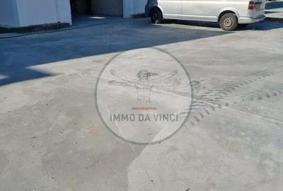 Spațiu comercial, de 200 mp, în Central - 4