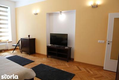 Garsonieră în Central