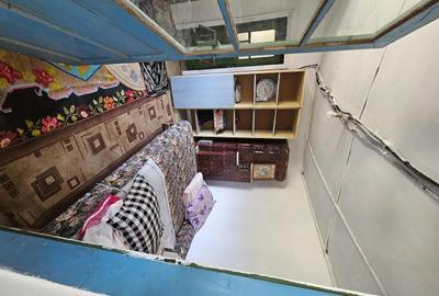 Casă cu 4 camere cu Teren 1300 Mp în Gurbănești - 2