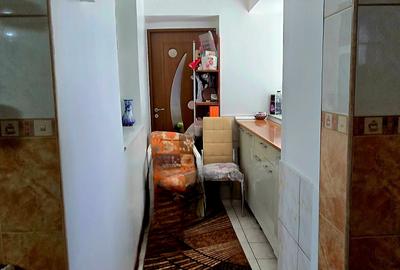 Targoviste,  Calea București,  bloc O1, vanzare apartament 4camere - 13
