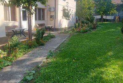 Spațiu comercial, de 870 mp, în Central - 9