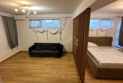 Apartament cu 6 camere în Central - 15