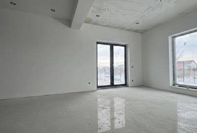 Casă individuală cu 4 camere cu Canalizare în Domnești - 17