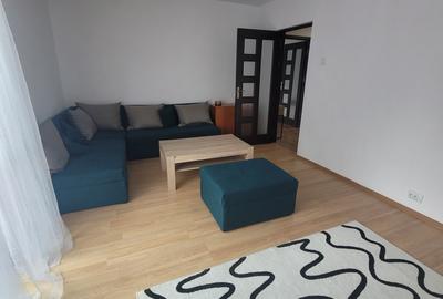 Apartament cu 3 camere decomandat în Turnișor - 1