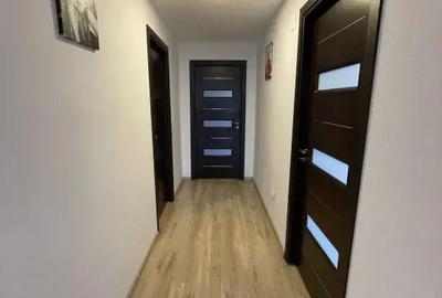 Casă cu 6 camere cu Teren 1150 Mp în Central - 4