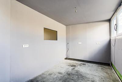 Spațiu industrial, de 227 mp, în UTA - 5