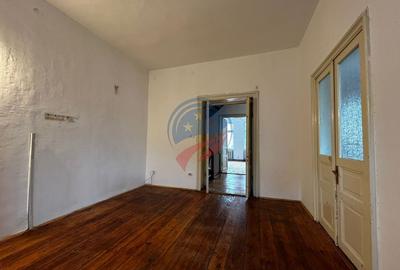 Casă individuală cu 8 camere cu Teren 117 Mp în Ultracentral - 5