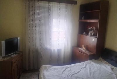 Apartament cu 3 camere decomandat în Central - 8
