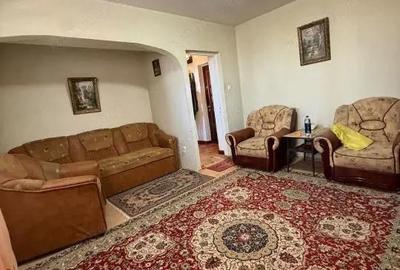 Apartament cu 2 camere decomandat în Micro 20 - 4