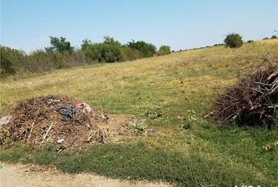 Teren de 1800 mp, în Letca Nouă