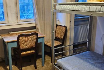 Apartament de 2 camere decomandat in Blocul Patria - 7