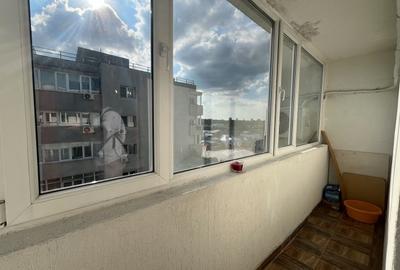 Apartament cu 2 camere decomandat, mobilat în P-ța Victoriei - 15