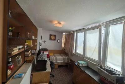 De vanzare Apartament 2 camere - Ultracentral - Universitate, sect 3 - 9