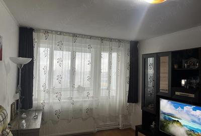 Apartament cu 2 camere semidecomandat în Astra - 2