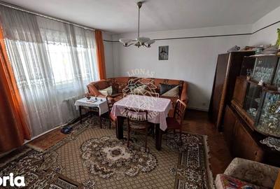 Apartament cu 4 camere decomandat în Ștefan cel Mare - 3