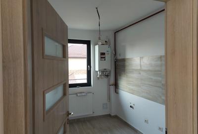 Garsonieră decomandată în Gorjului - 12