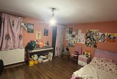 Casă cu 5 camere cu Teren 581 Mp în Brestei - 10