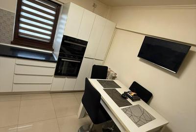 Apartament cu 4 camere decomandat, mobilat în Boema - 10