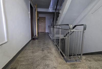 Apartament cu 3 camere decomandat, mobilat în City Park Mall - 19