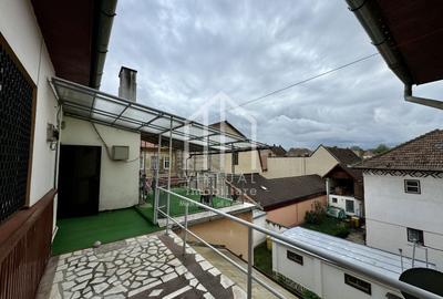 Apartament cu 4 camere circular, mobilat în Central - 18