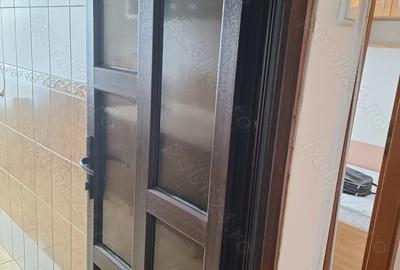 Proprietar. 3 decomandate. 57 mp. Bacau .str Bucegi 117. Prer 50000 euro - 6