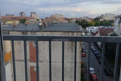 Apartament 2 camere cu 2 balcoane și pod – zona Torontalului - 11