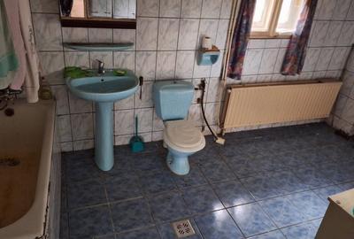 Casă individuală cu 3 camere cu Canalizare în Central - 7