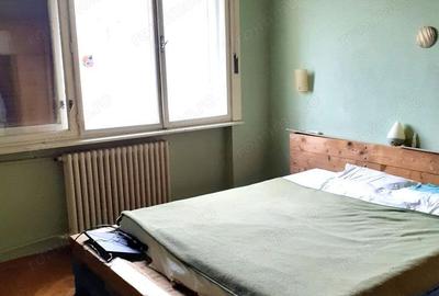 4 cam dec loc parcare in curte vedere intre Tribunal si Punctele Cardinale - 2