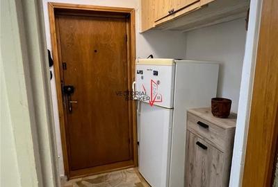 Garsonieră semidecomandată, mobilată în Titan