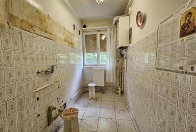 4 camere. Etaj intermediar. Centrala proprie - 1