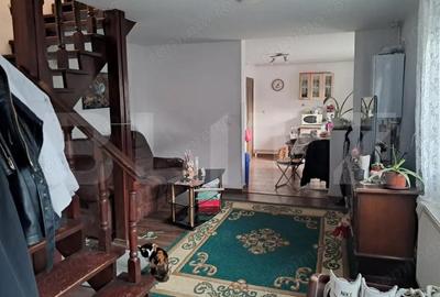 Casă cu 7 camere cu Teren 600 Mp în Sângeorgiu de Mureș - 4