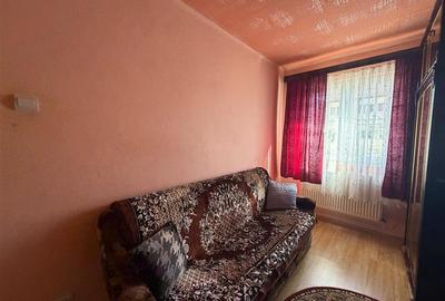 Garsonieră decomandată în Vasile Aaron - 2