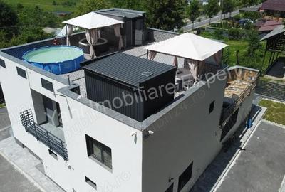 Casă cu 6 camere cu Teren 982 Mp în Central - 7