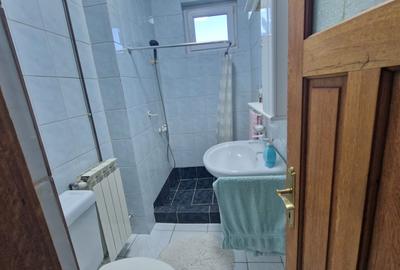 Casa cu 5 camere, 200mp, Centru - 16