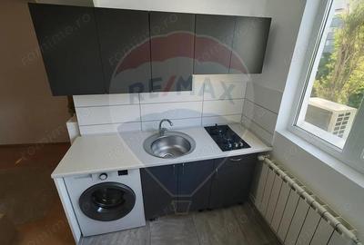 Garsoniera 15 mp utili + boxa 15 mp mobilat bloc cu lift Titan - 4