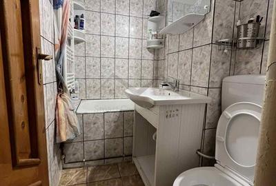 Apartament cu 2 camere semidecomandat în Alexandru cel Bun