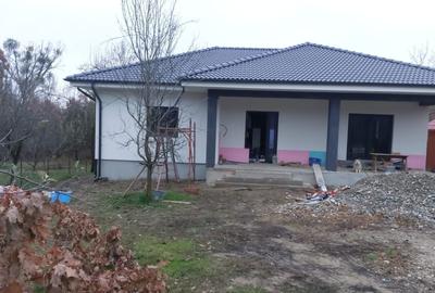 Casă cu 3 camere în Noapteș - 3