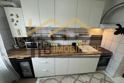 Apartament cu 3 camere decomandat în Diamant - 10