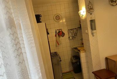 Vand apartament 2 camere decomandat Oras Navodari Vand apartament 2 camere decomandat Oras Navodari - 6