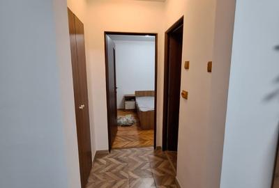 Inchiriez apartament 2 camere - 4