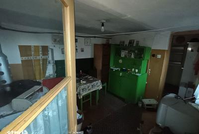 Casă cu 3 camere cu Teren 250 Mp în Central - 10