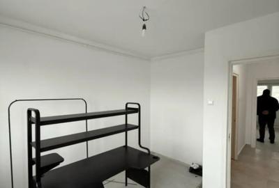 Apartament cu 3 camere semidecomandat în Central - 8