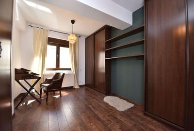 Apartament cu 3 camere decomandat în Romană - 15
